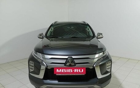 Mitsubishi Pajero Sport III рестайлинг, 2022 год, 4 490 000 рублей, 2 фотография