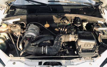 Chevrolet Niva I рестайлинг, 2003 год, 300 000 рублей, 8 фотография