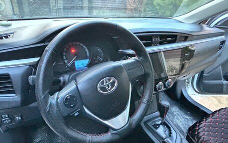 Toyota Corolla, 2015 год, 1 675 000 рублей, 14 фотография