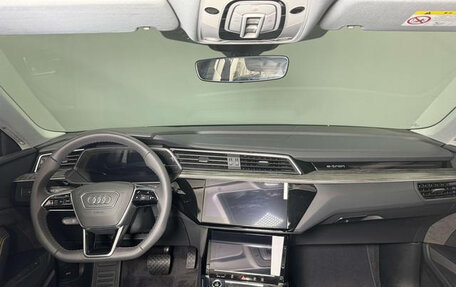 Audi e-tron I, 2024 год, 6 100 000 рублей, 3 фотография