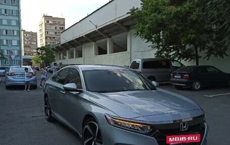 Honda Accord IX рестайлинг, 2019 год, 2 300 000 рублей, 2 фотография