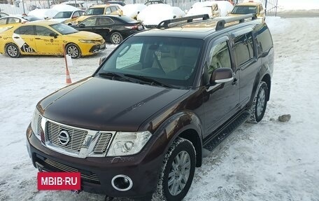 Nissan Pathfinder, 2012 год, 2 380 000 рублей, 3 фотография