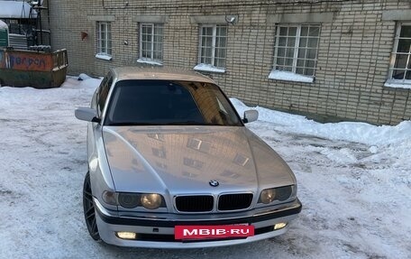 BMW 7 серия, 2000 год, 820 000 рублей, 6 фотография