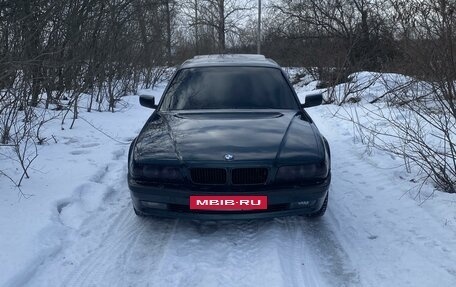 BMW 7 серия, 1996 год, 900 000 рублей, 3 фотография