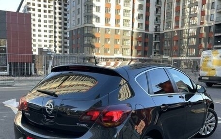 Opel Astra J, 2011 год, 855 000 рублей, 28 фотография