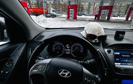 Hyundai ix35 I рестайлинг, 2013 год, 1 700 000 рублей, 11 фотография