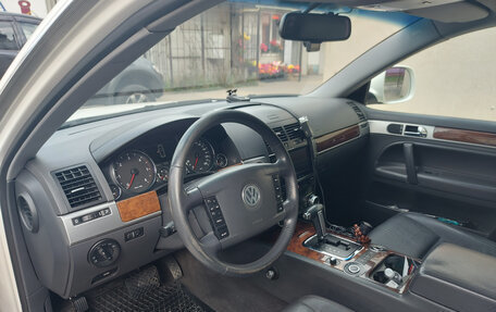 Volkswagen Touareg III, 2008 год, 1 590 000 рублей, 28 фотография