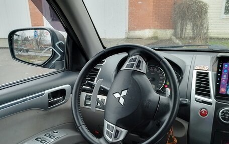 Mitsubishi Pajero Sport II рестайлинг, 2012 год, 1 800 000 рублей, 3 фотография