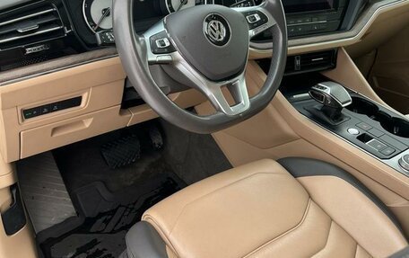 Volkswagen Touareg III, 2018 год, 5 400 000 рублей, 18 фотография