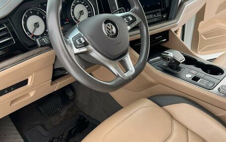 Volkswagen Touareg III, 2018 год, 5 400 000 рублей, 19 фотография