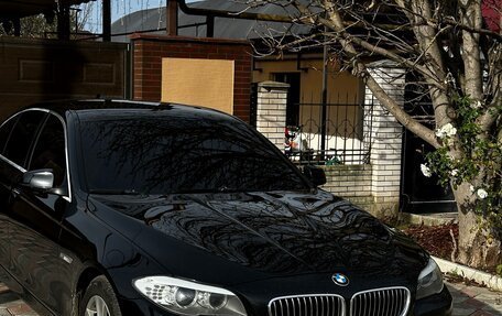 BMW 5 серия, 2012 год, 2 600 000 рублей, 2 фотография