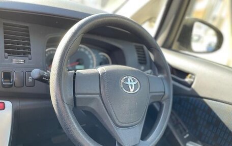 Toyota ISis I, 2017 год, 1 165 000 рублей, 14 фотография