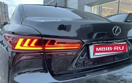 Lexus LS IV, 2018 год, 5 800 000 рублей, 7 фотография