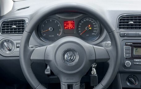 Volkswagen Polo VI (EU Market), 2011 год, 1 130 000 рублей, 22 фотография
