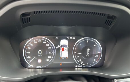 Volvo XC60 II, 2018 год, 3 400 000 рублей, 18 фотография