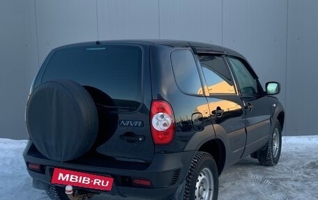 Chevrolet Niva I рестайлинг, 2018 год, 870 000 рублей, 7 фотография