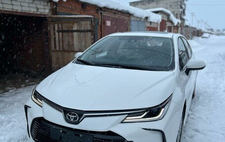 Toyota Corolla, 2022 год, 2 700 000 рублей, 2 фотография