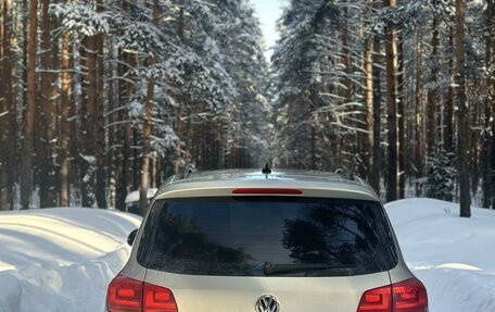 Volkswagen Tiguan I, 2011 год, 1 600 000 рублей, 4 фотография