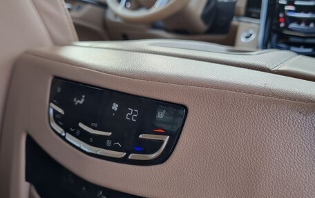 Cadillac Escalade IV, 2017 год, 5 790 000 рублей, 30 фотография