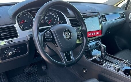 Volkswagen Touareg III, 2011 год, 2 150 000 рублей, 2 фотография