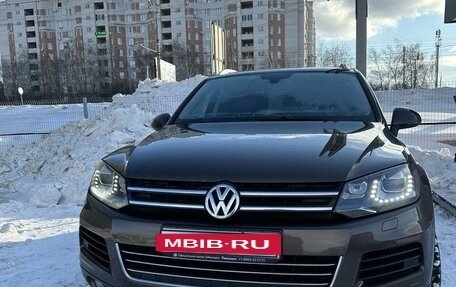 Volkswagen Touareg III, 2011 год, 2 150 000 рублей, 26 фотография