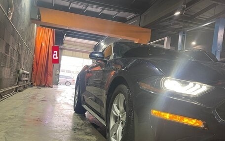 Ford Mustang VI рестайлинг, 2021 год, 2 500 000 рублей, 4 фотография