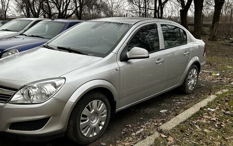 Opel Astra H, 2011 год, 950 000 рублей, 2 фотография