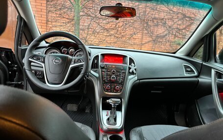 Opel Astra J, 2013 год, 1 150 000 рублей, 16 фотография