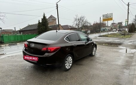 Opel Astra J, 2013 год, 1 150 000 рублей, 28 фотография