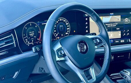 Volkswagen Touareg III, 2019 год, 5 650 000 рублей, 15 фотография
