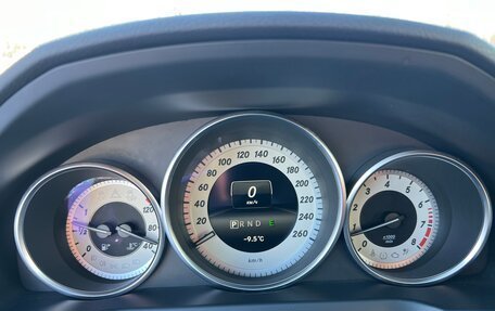 Mercedes-Benz E-Класс, 2011 год, 2 000 000 рублей, 34 фотография