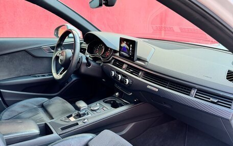 Audi A4, 2017 год, 3 300 000 рублей, 14 фотография