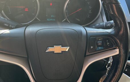 Chevrolet Cruze II, 2013 год, 830 000 рублей, 16 фотография