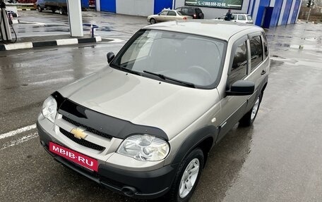 Chevrolet Niva I рестайлинг, 2014 год, 835 000 рублей, 9 фотография