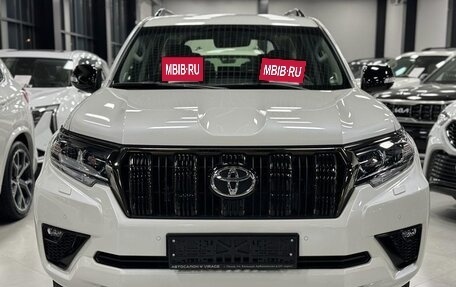 Toyota Land Cruiser Prado 150 рестайлинг 2, 2023 год, 7 800 000 рублей, 2 фотография