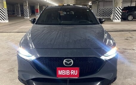 Mazda 3, 2021 год, 2 490 000 рублей, 11 фотография