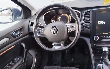 Renault Megane IV, 2017 год, 1 500 000 рублей, 4 фотография