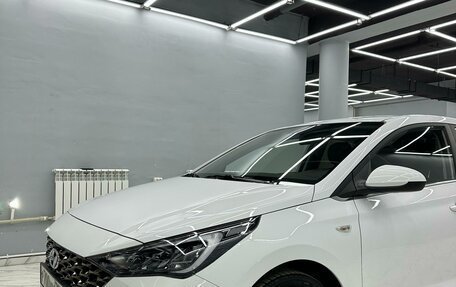 Hyundai Solaris II рестайлинг, 2021 год, 2 050 000 рублей, 11 фотография