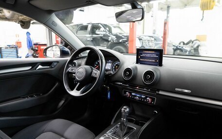 Audi A3, 2017 год, 2 099 000 рублей, 18 фотография
