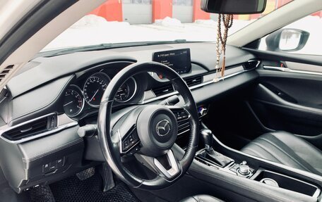 Mazda 6, 2018 год, 2 850 000 рублей, 18 фотография