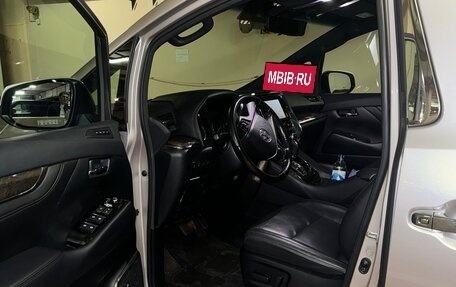 Toyota Alphard III, 2018 год, 5 800 000 рублей, 10 фотография