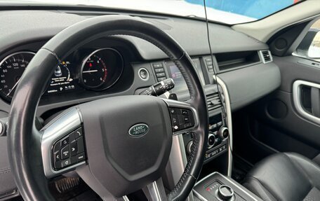 Land Rover Discovery Sport I рестайлинг, 2017 год, 3 300 000 рублей, 15 фотография