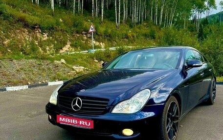 Mercedes-Benz CLS, 2005 год, 1 100 000 рублей, 2 фотография