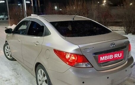 Hyundai Solaris II рестайлинг, 2012 год, 1 120 000 рублей, 4 фотография