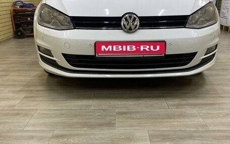 Volkswagen Golf VII, 2013 год, 1 130 000 рублей, 2 фотография