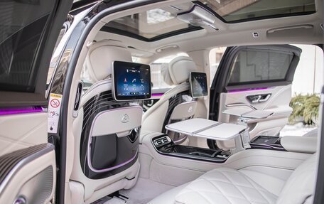 Mercedes-Benz Maybach S-Класс, 2024 год, 32 990 000 рублей, 2 фотография