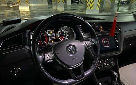 Volkswagen Tiguan II, 2017 год, 2 350 000 рублей, 18 фотография