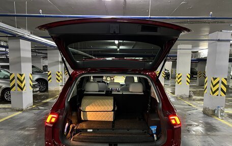 Volkswagen Tiguan II, 2017 год, 2 350 000 рублей, 23 фотография