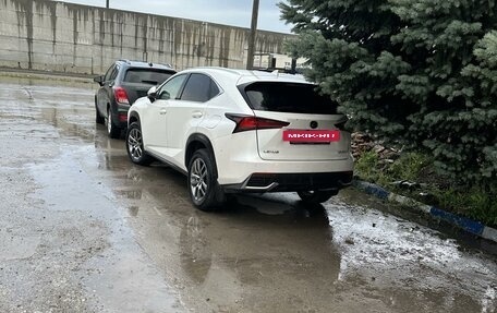Lexus NX I, 2018 год, 4 600 000 рублей, 3 фотография