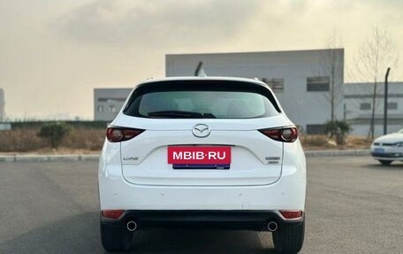 Mazda CX-5 II, 2020 год, 2 400 000 рублей, 5 фотография